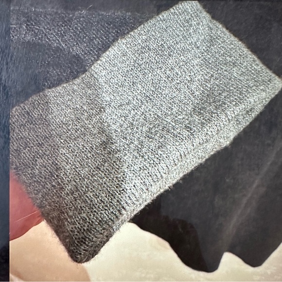 Cynthia Rowley knit cowl neck sweater dress.Size M - Picture 10 of 13